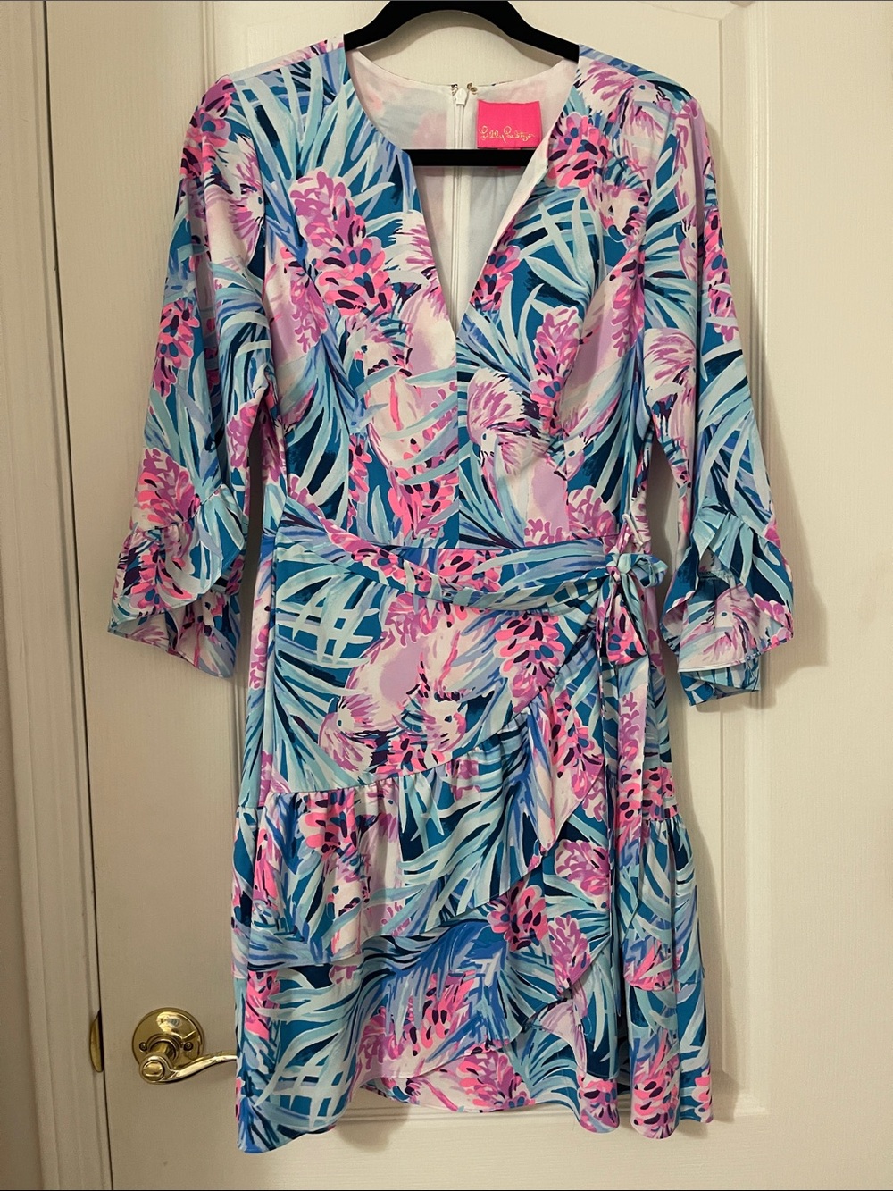 Lilly Pulitzer Laeda Wrap dress size medium excellent condition